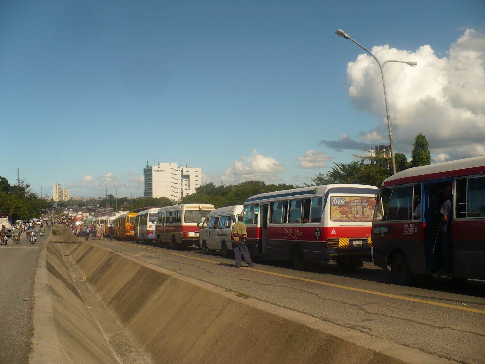Mikakati iendelee kuleta nafuu foleni barabarani Dar