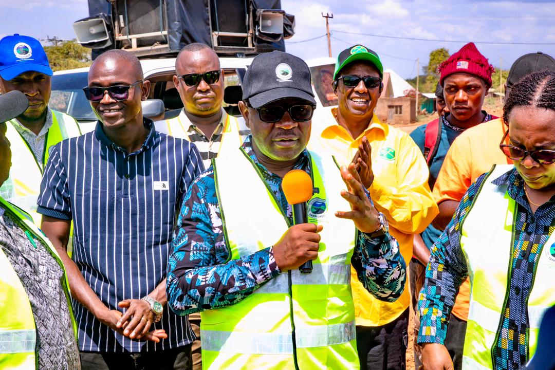 Ujenzi barabara uende na uwekaji taa -Ulega