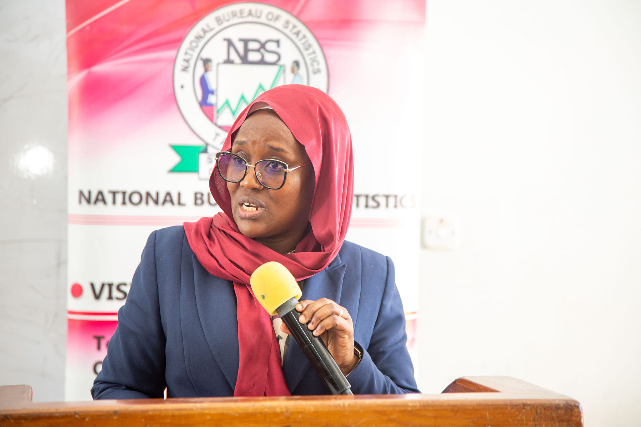 NBS, OCGS zawasilisha ripoti tisa za sensa kwa wadau - HabariLeo