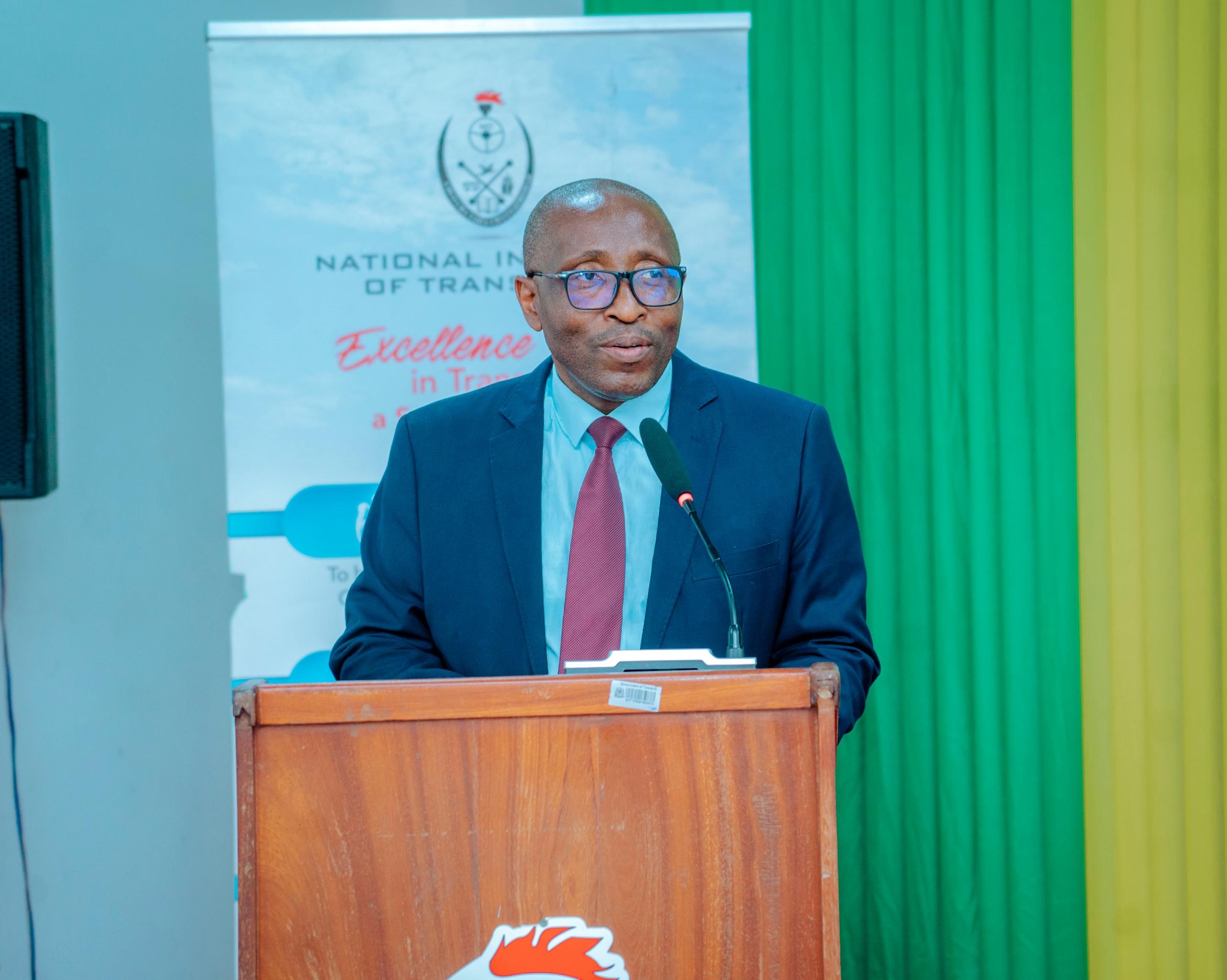 Wanafunzi urubani wapatiwe mikopo