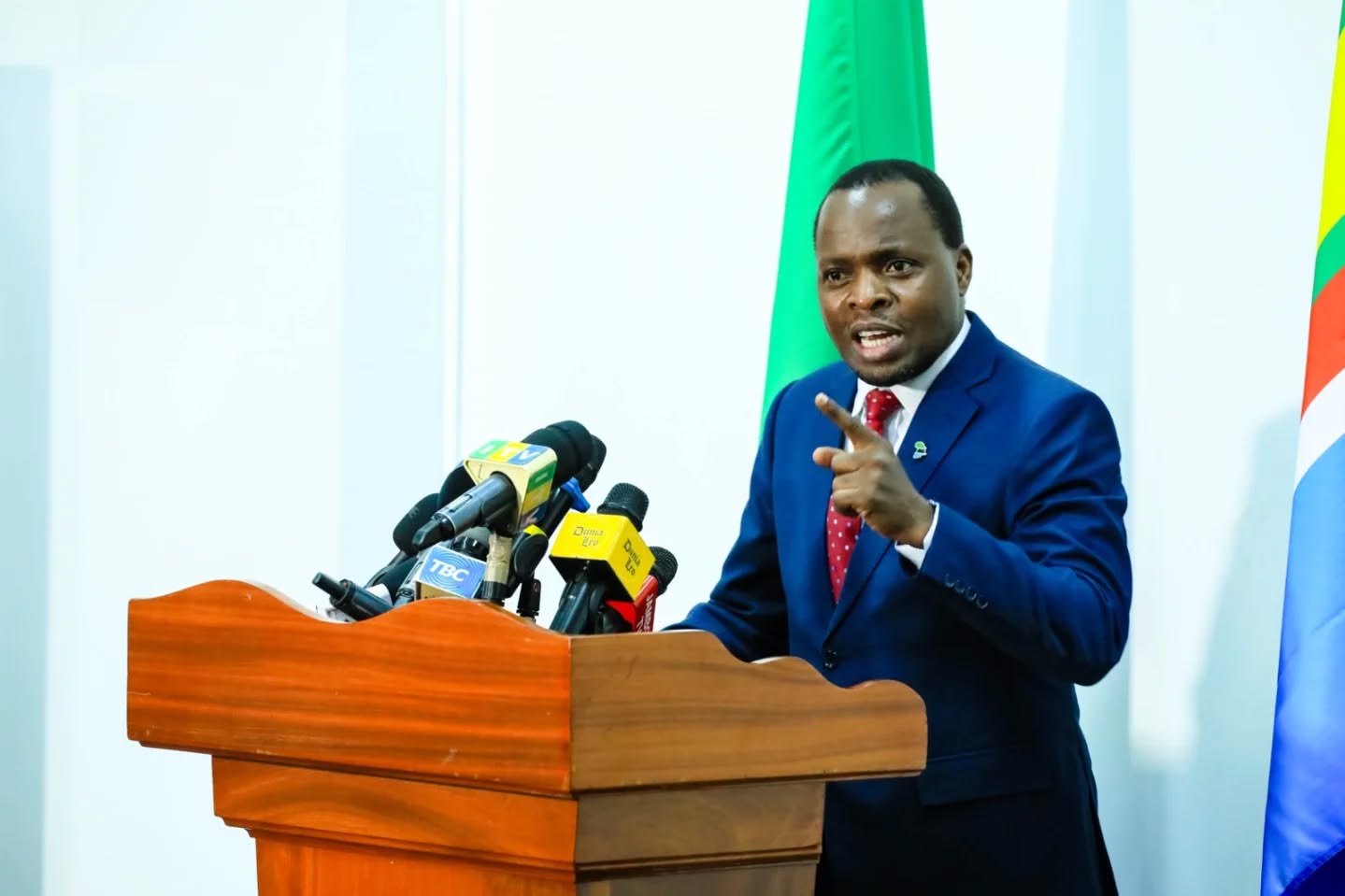 Msigwa: Serikali haijakosa fedha kumalizia uwanja Arusha