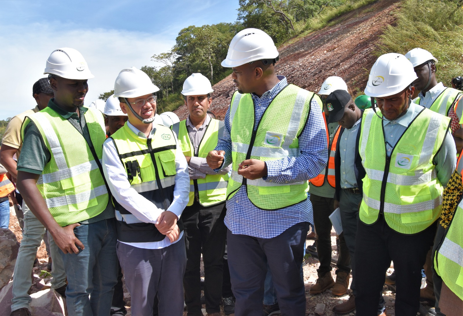 Ndejembi achukizwa mradi wa umeme kukwama Kigoma